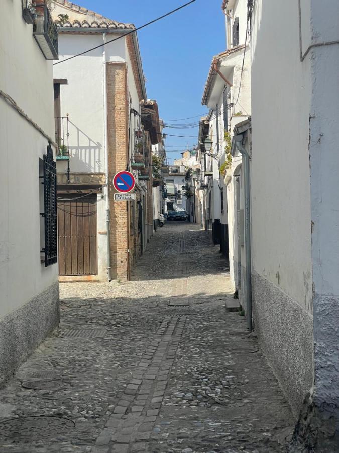 Placeta San Nicolas Granada Buitenkant foto